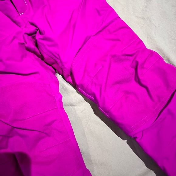 Lands End Kids Squall Waterproof Insulated Iron Knee Snow Pants - Picture 5 of 6